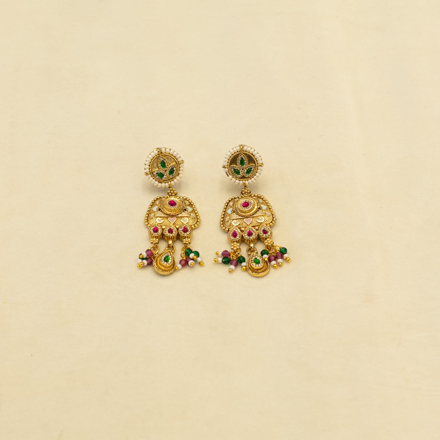 Aanura Royal Kundan Temple Pendant Choker Necklace Set