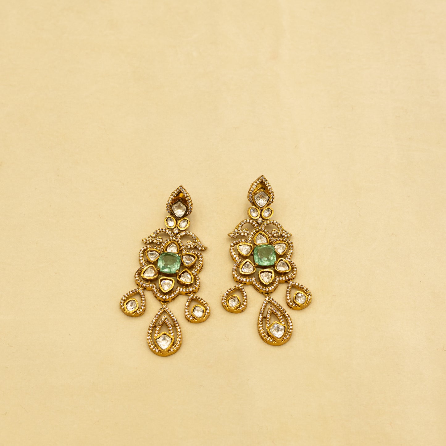 Aanura Bridal Emerald Kundan Necklace with Tikka Set