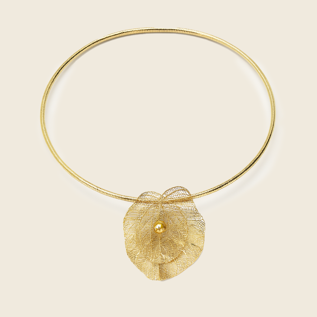 Aanura Gold Choker Necklace with Delicate Leaf Charm