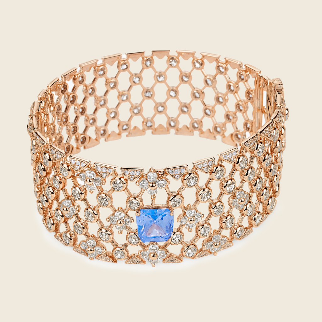 Aanura Emerald Glow Rose Bracelet