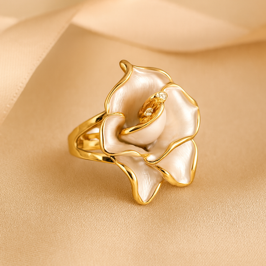 Aanura Gold-Plated Bow Ring with Pearl