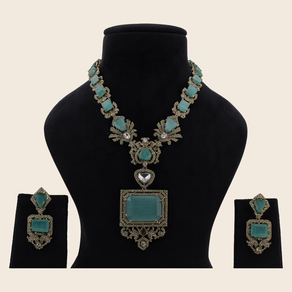 Aanura Grand Emerald Green Square Pendant Necklace Set
