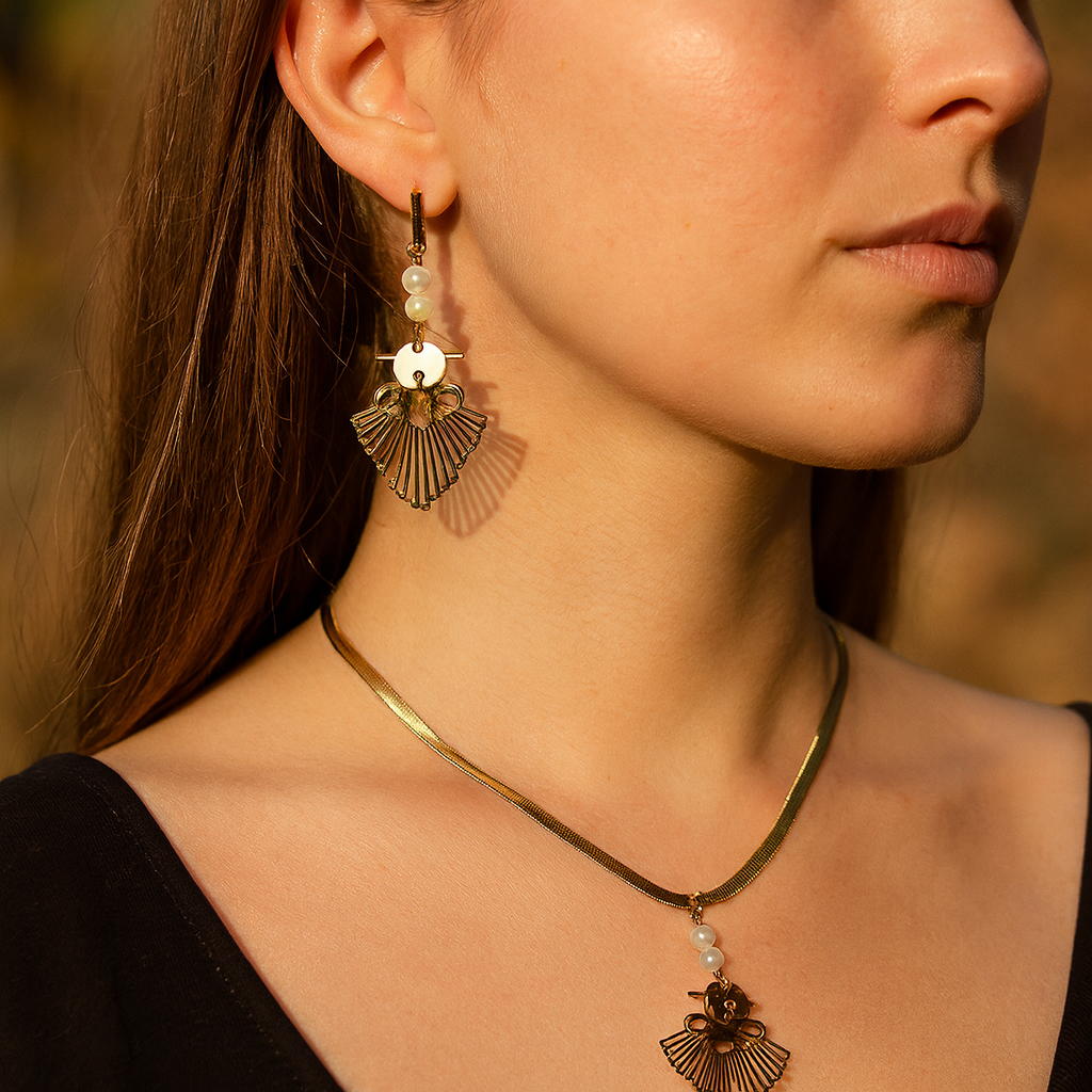 Aanura Golden Fan Pearl Necklace & Earrings Set