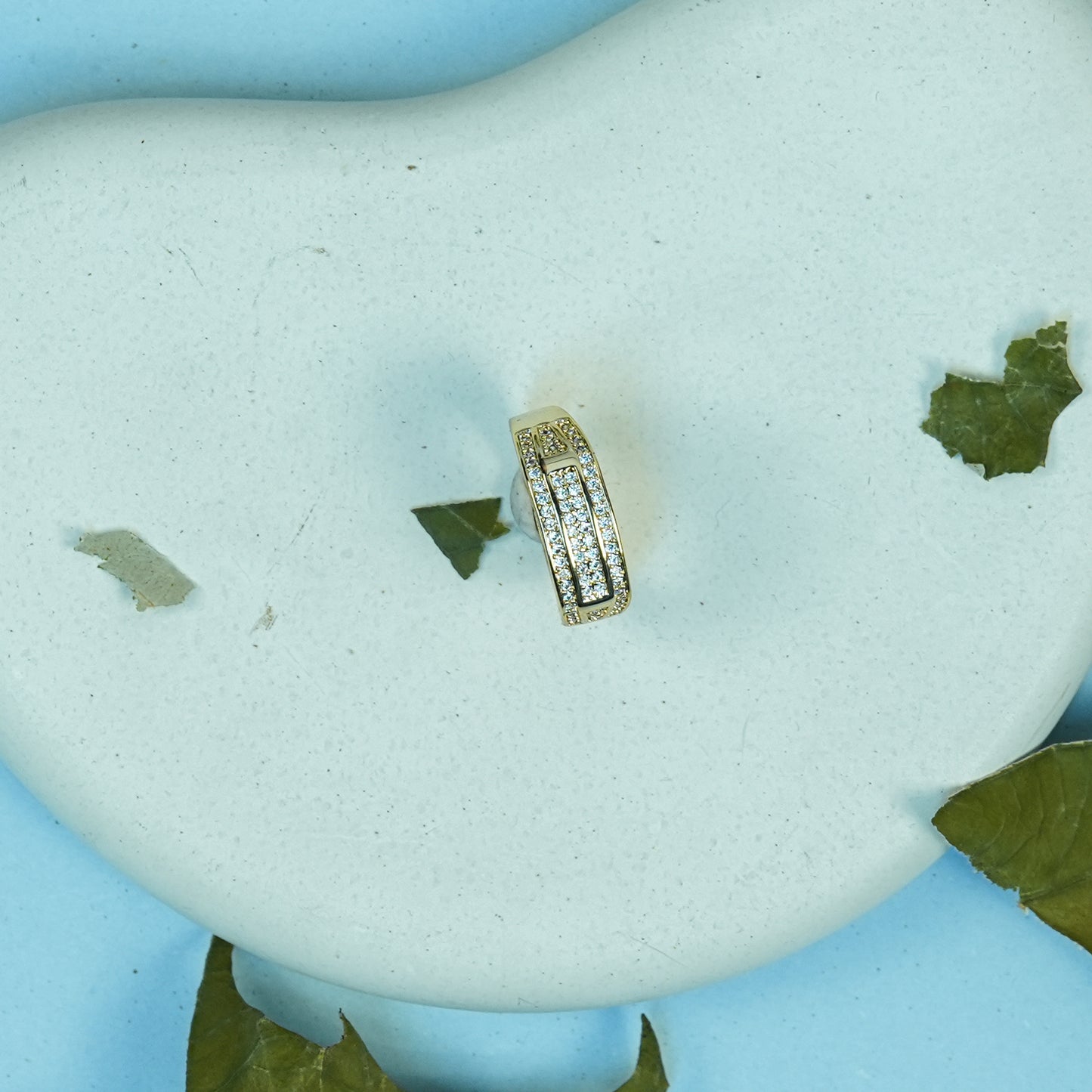 Aanura Pavé Ridge Men’s Ring