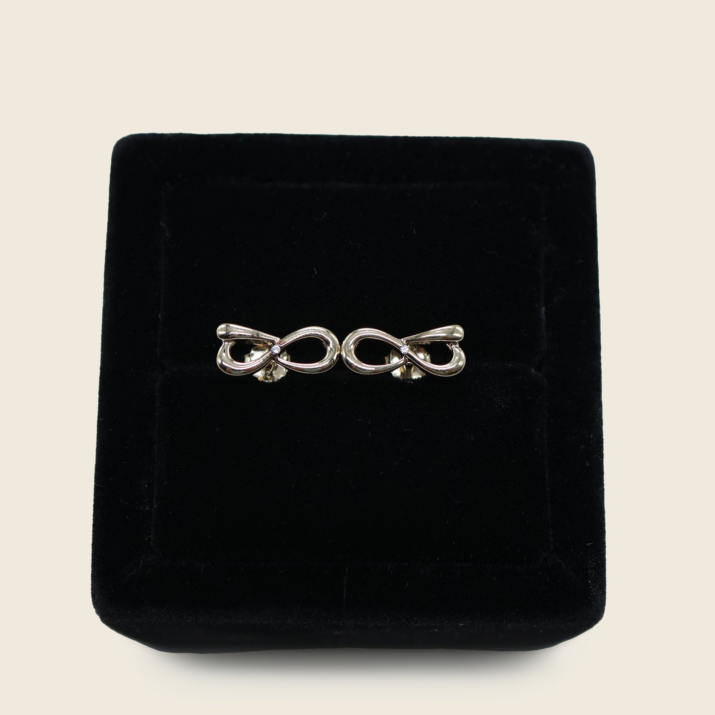 Aanura Infinity Stud Earrings in 18K Gold Plated 925 Silver
