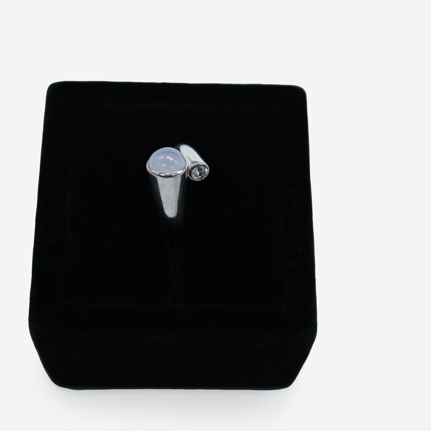 Aanura Dual-Stone Minimalist Ring in 925 Silver