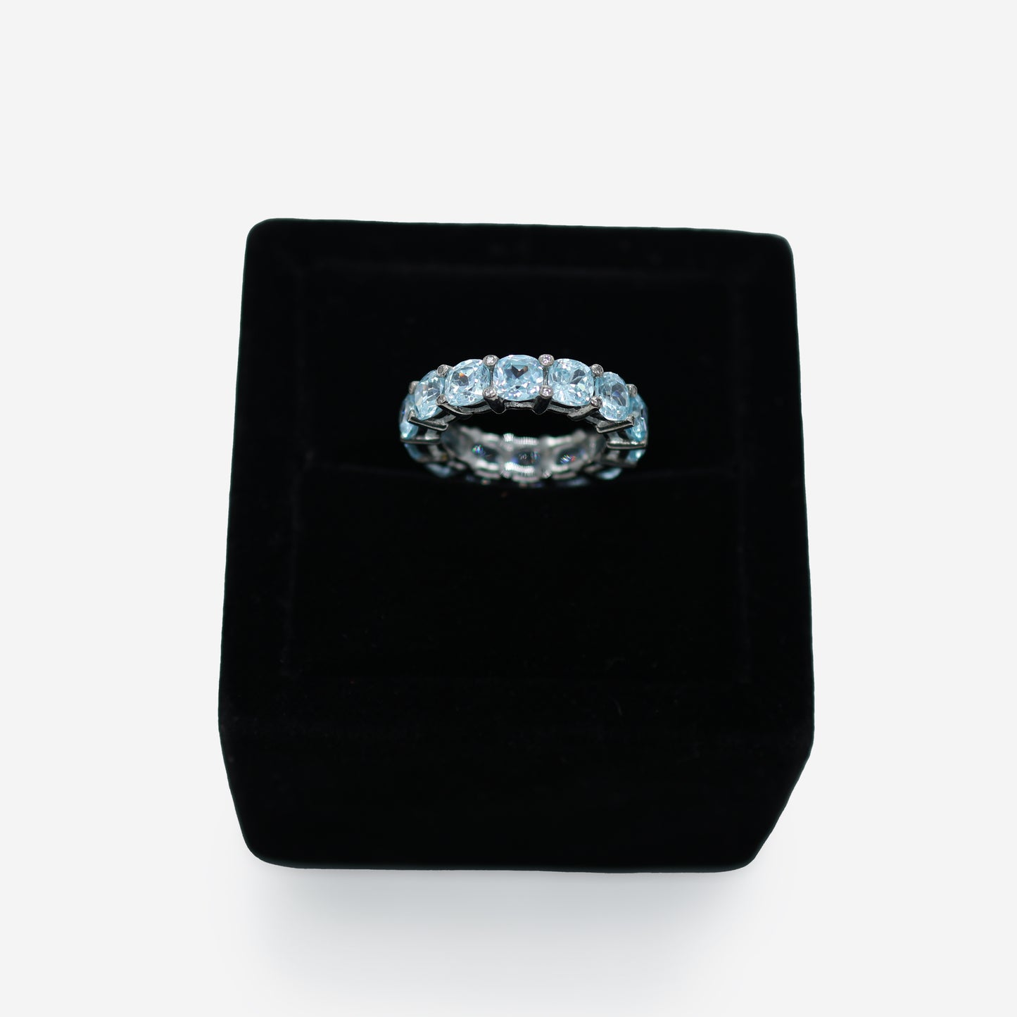 Aanura Cushion-Cut Eternity Band in 925 Silver