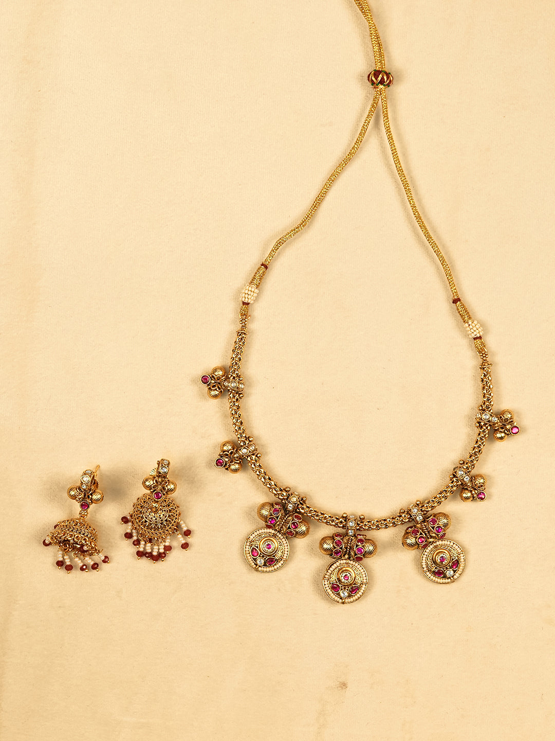 Aanura Traditional Necklace & Earring Set