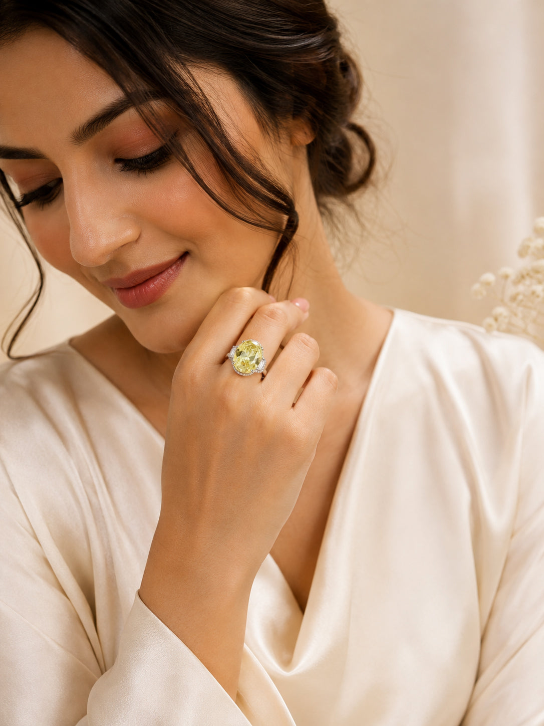 Rhodium Plated Vintage Yellow Gem Anti-Tarnish Waterproof Ring