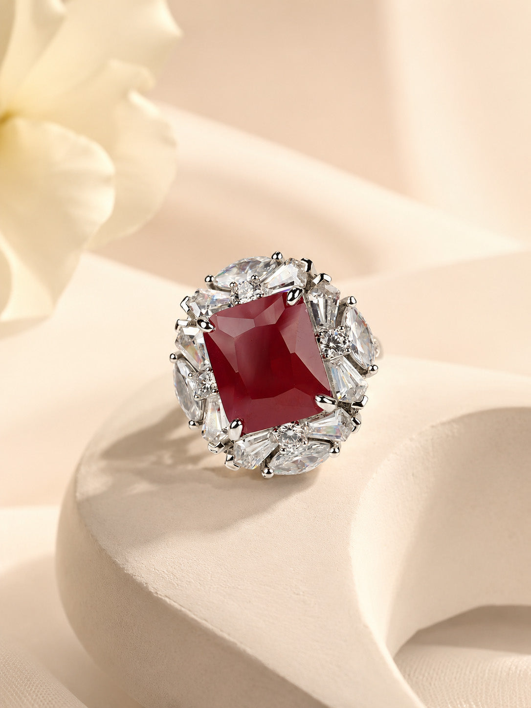 Rhodium Plated Yellow Halo Anti-Tarnish Waterproof Ring