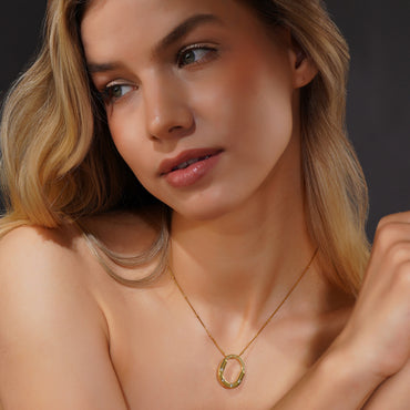Aanura Interlocked Oval Pendant Necklace