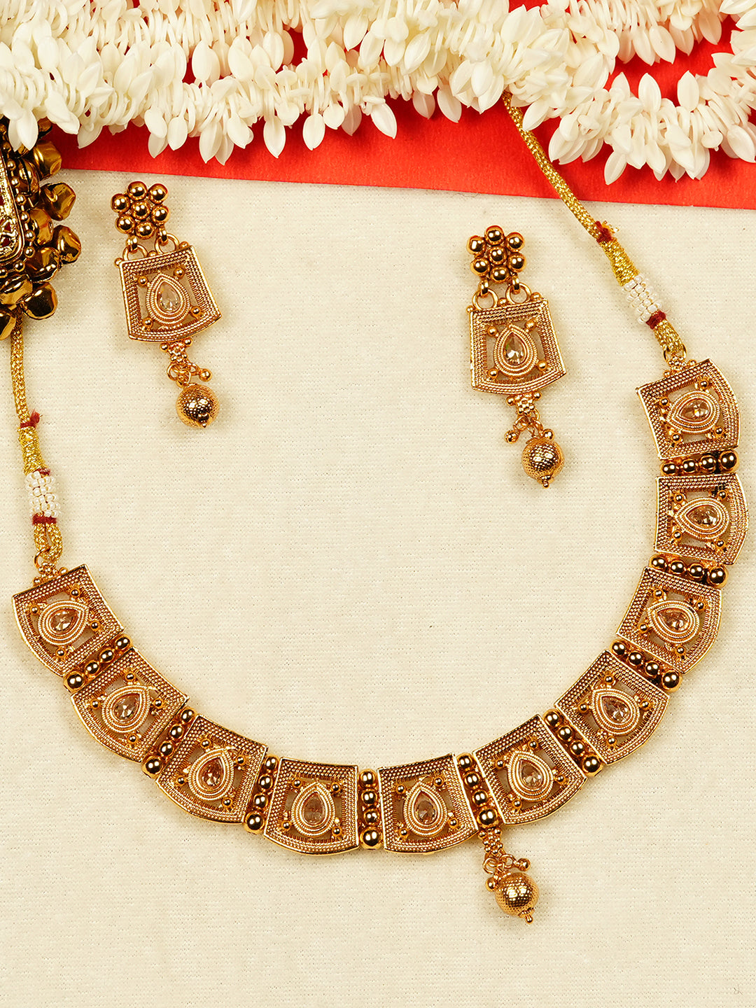 Aanura Gold Plated Heritage Panel Necklace Set