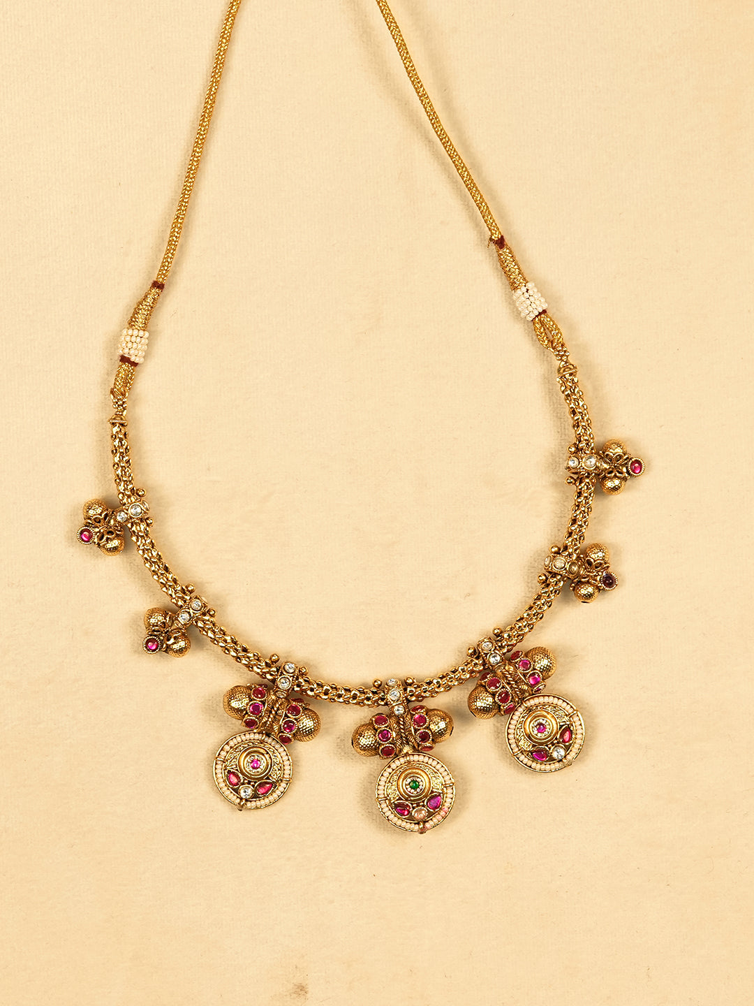 Aanura Traditional Necklace & Earring Set