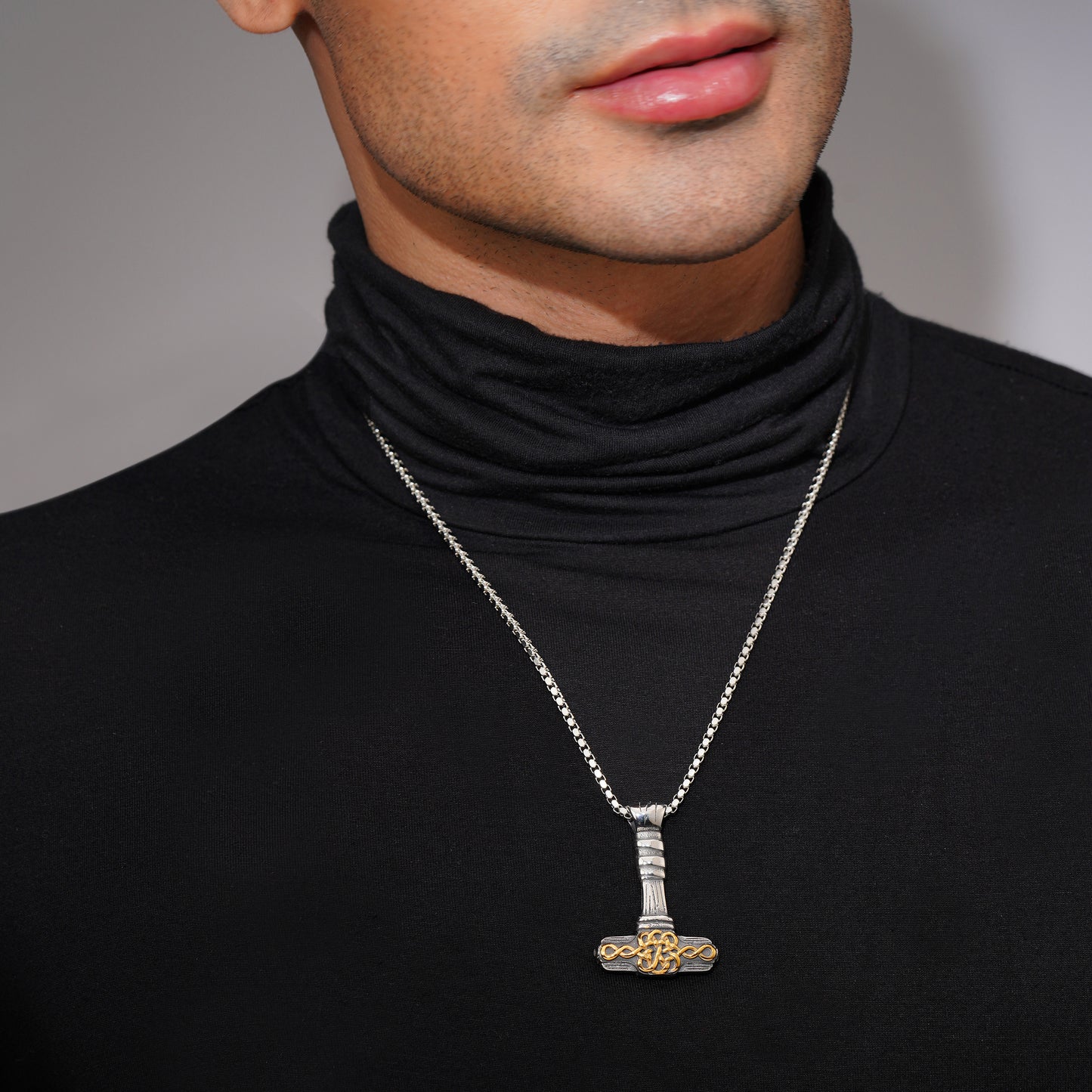 Aanura Dual-Tone Hammer Chain For Men