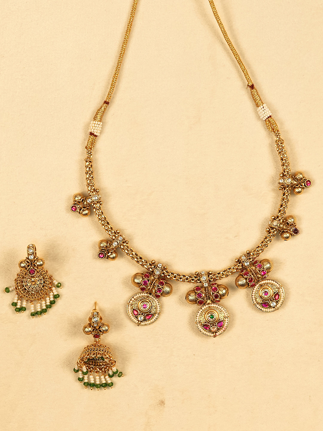 Aanura Traditional Necklace & Earring Set