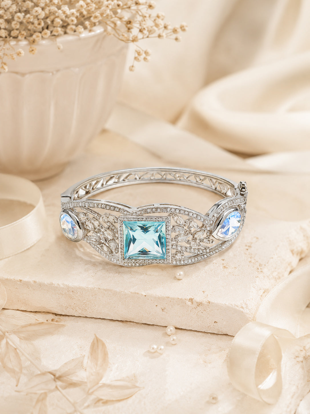 Aanura Emerald Grace Silver Bracelet