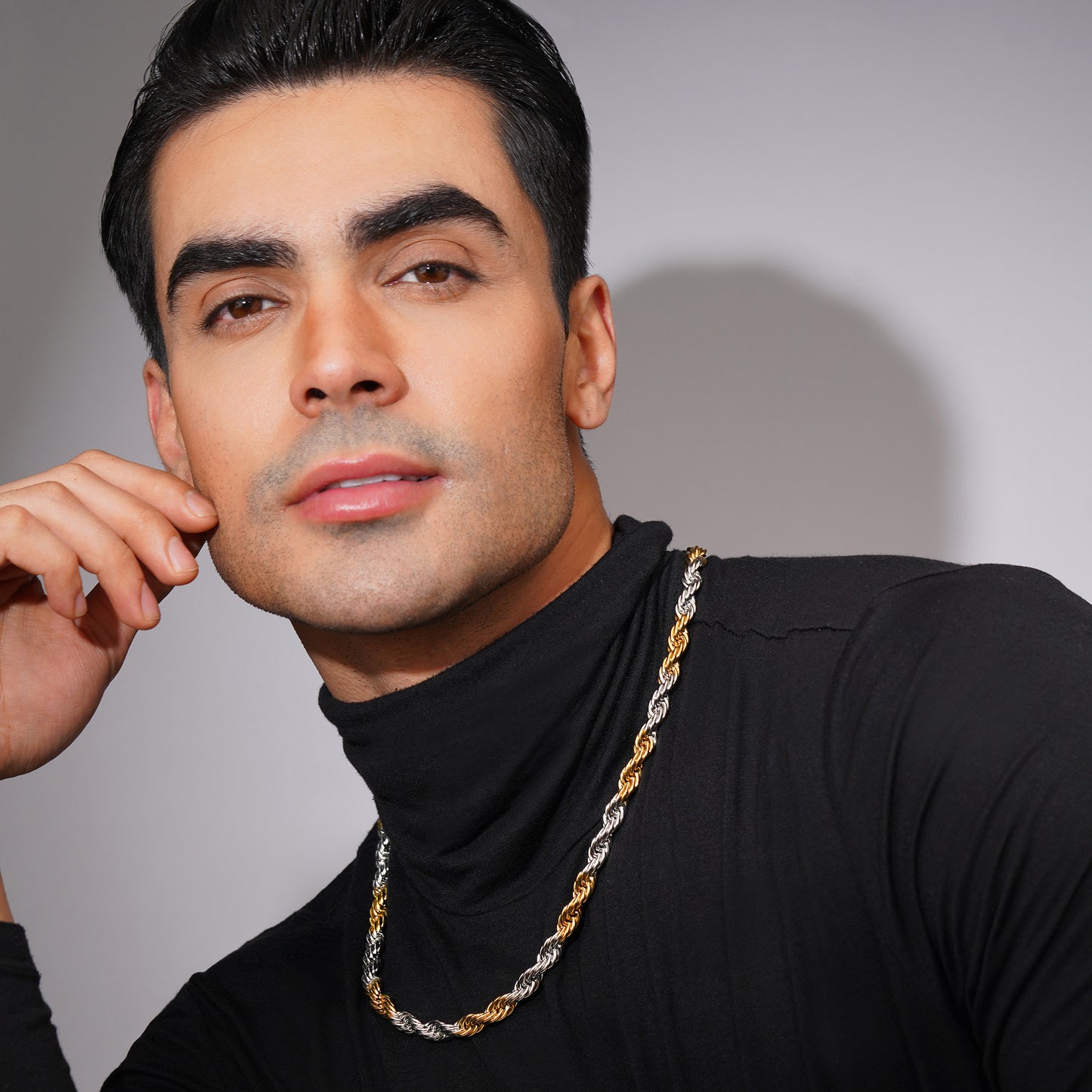 Aanura Dual-Tone Rope Chain Necklace For Men