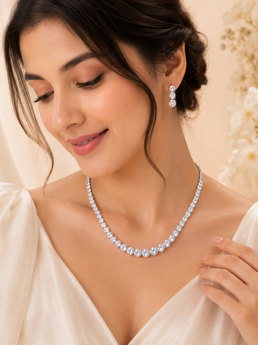 Aanura Classic Solitaire Necklace Set