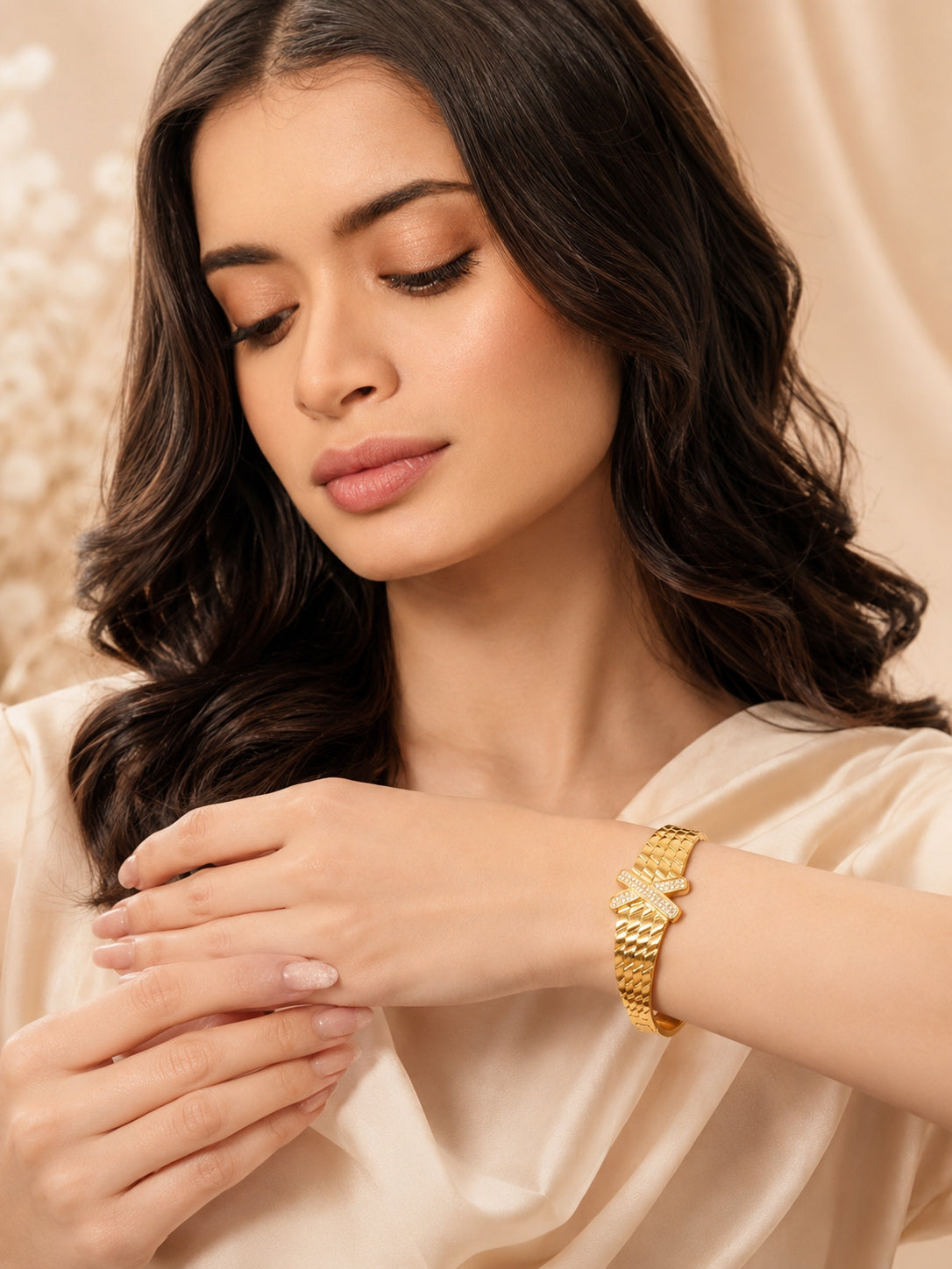 Aanura Textured Gold X Motif Bracelet