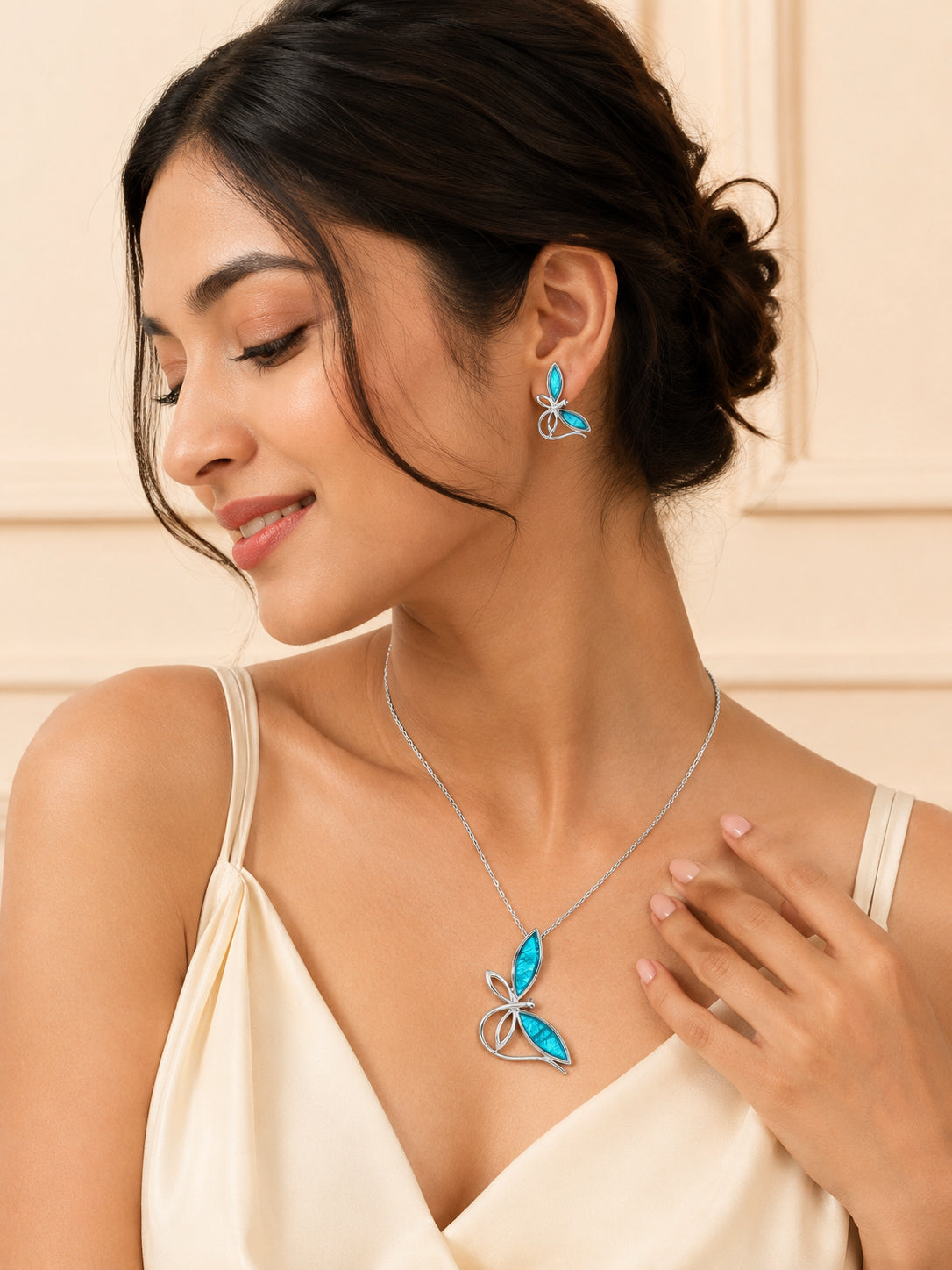 Aanura Blue Butterfly Necklace & Earrings Set