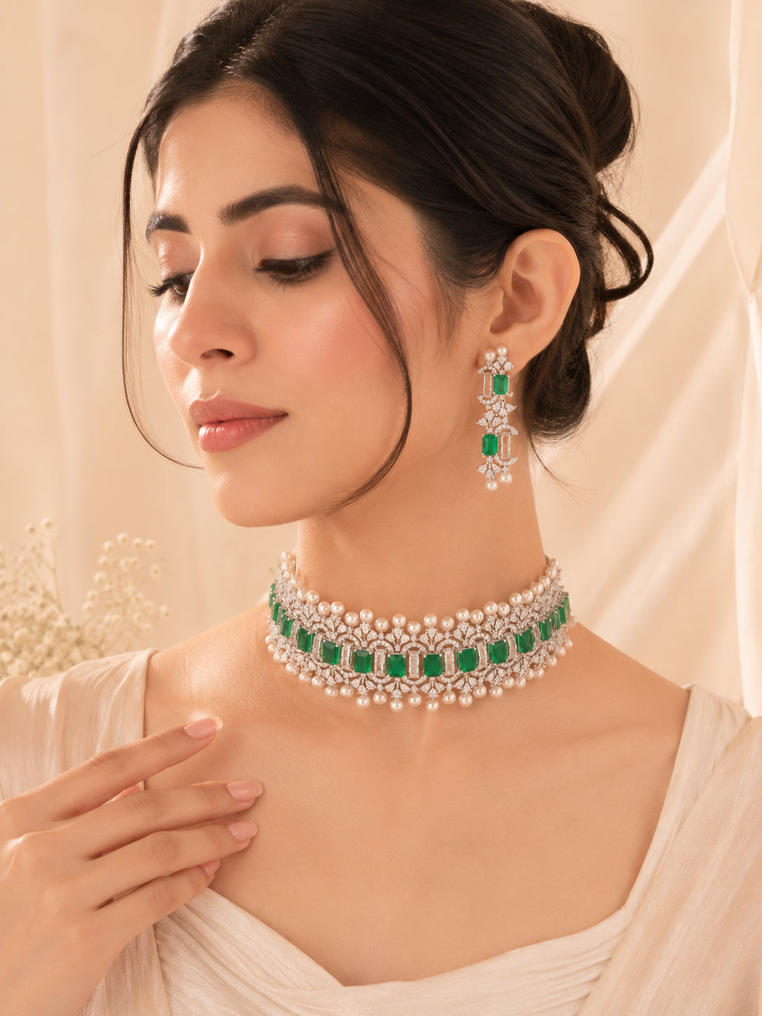 Aanura Emerald Pearl Choker Necklace Set