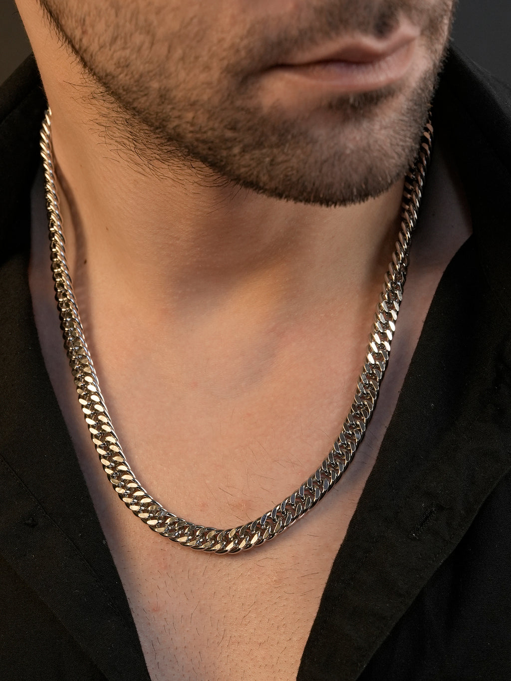 Rhodium Plating Anti Tarnish Waterproof Bold Curb Chain