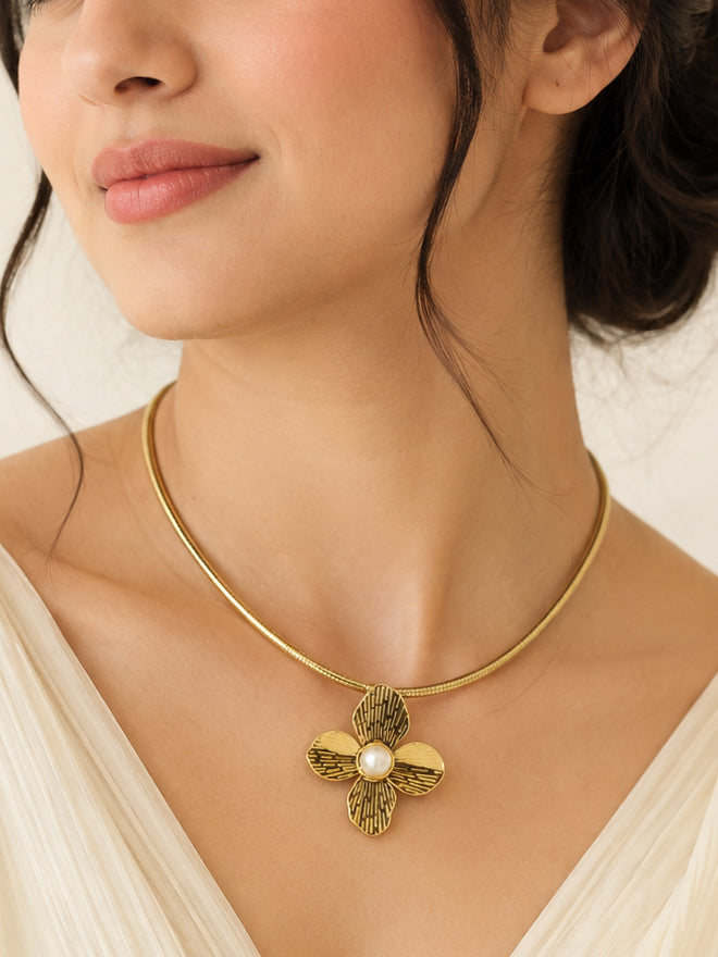 Aanura Gold Choker Necklace with Pearl Flower Pendant