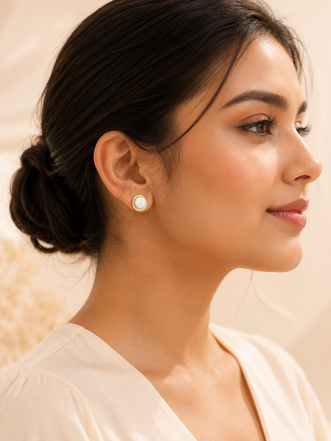Aanura Dual Tone Round Stud Earrings