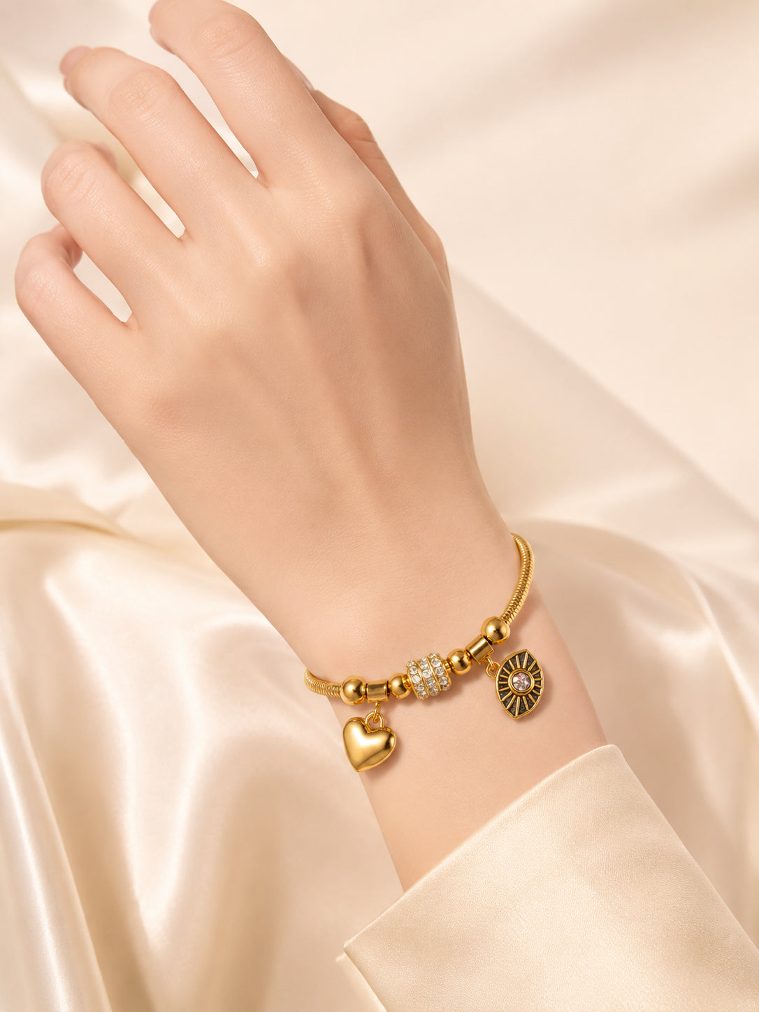 Aanura Gold Evil Eye & Heart Charm Bracelet