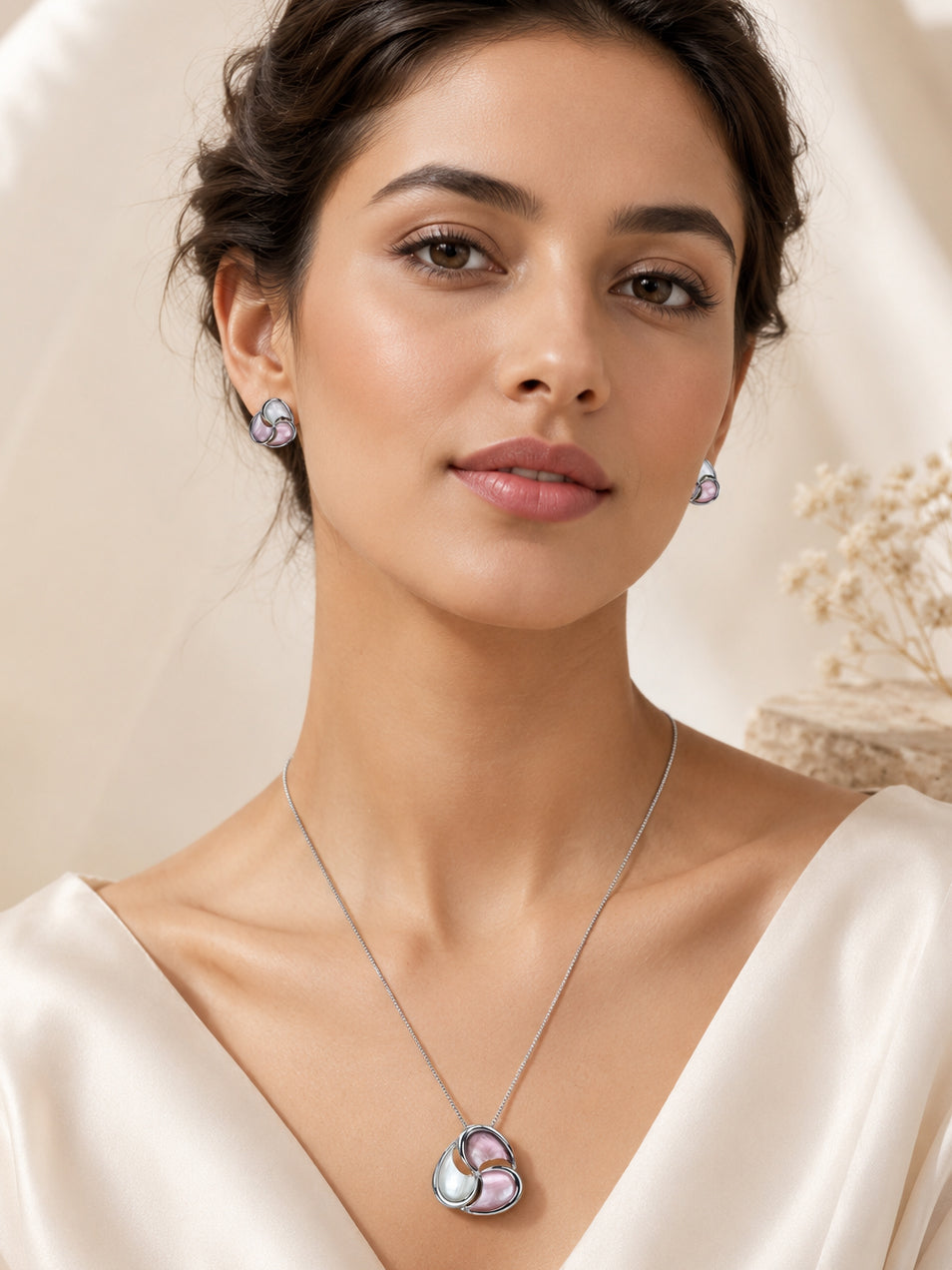 Aanura Abstract Swirl Necklace & Earrings Set