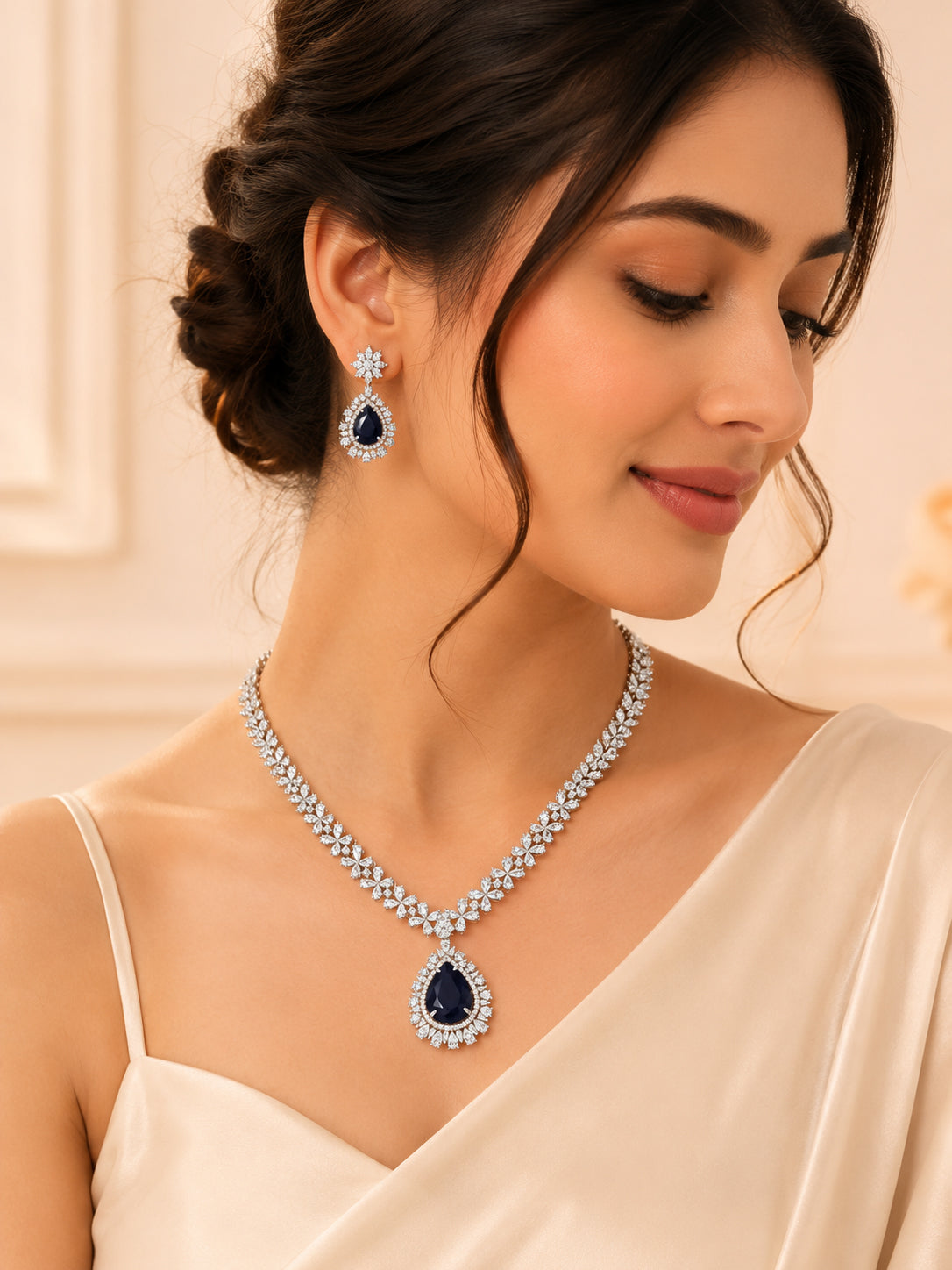 Aanura Royal Black Teardrop Necklace Set