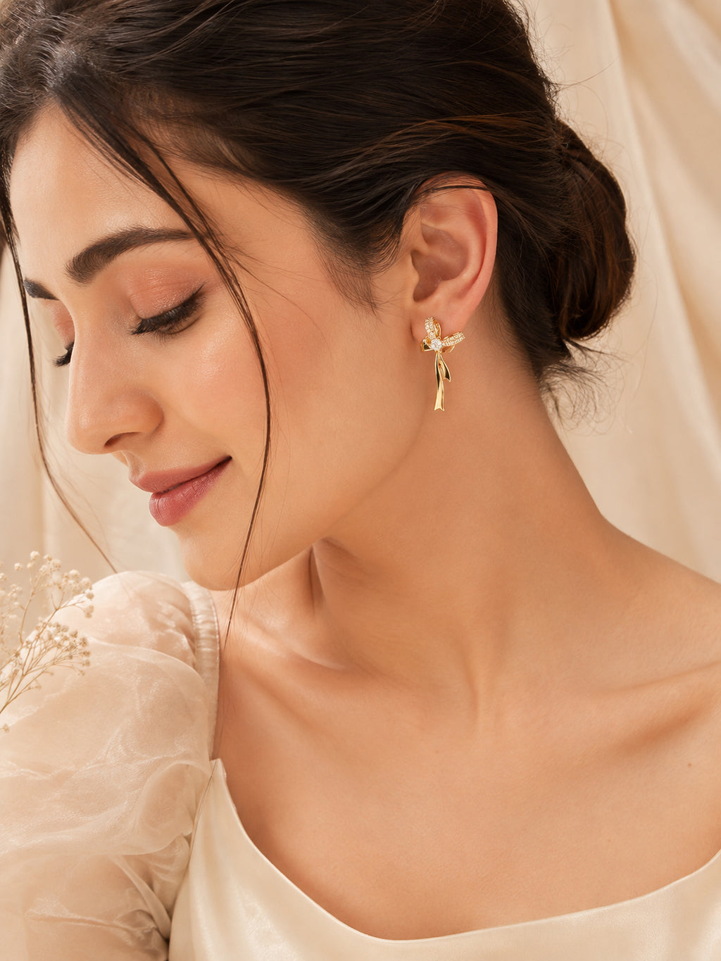 Aanura Celeste Ribbon Earrings – Gold-Plated