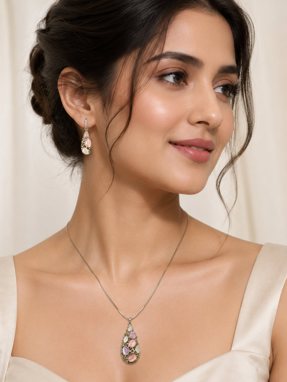 Aanura Pink Lavender Teardrop Necklace & Earrings