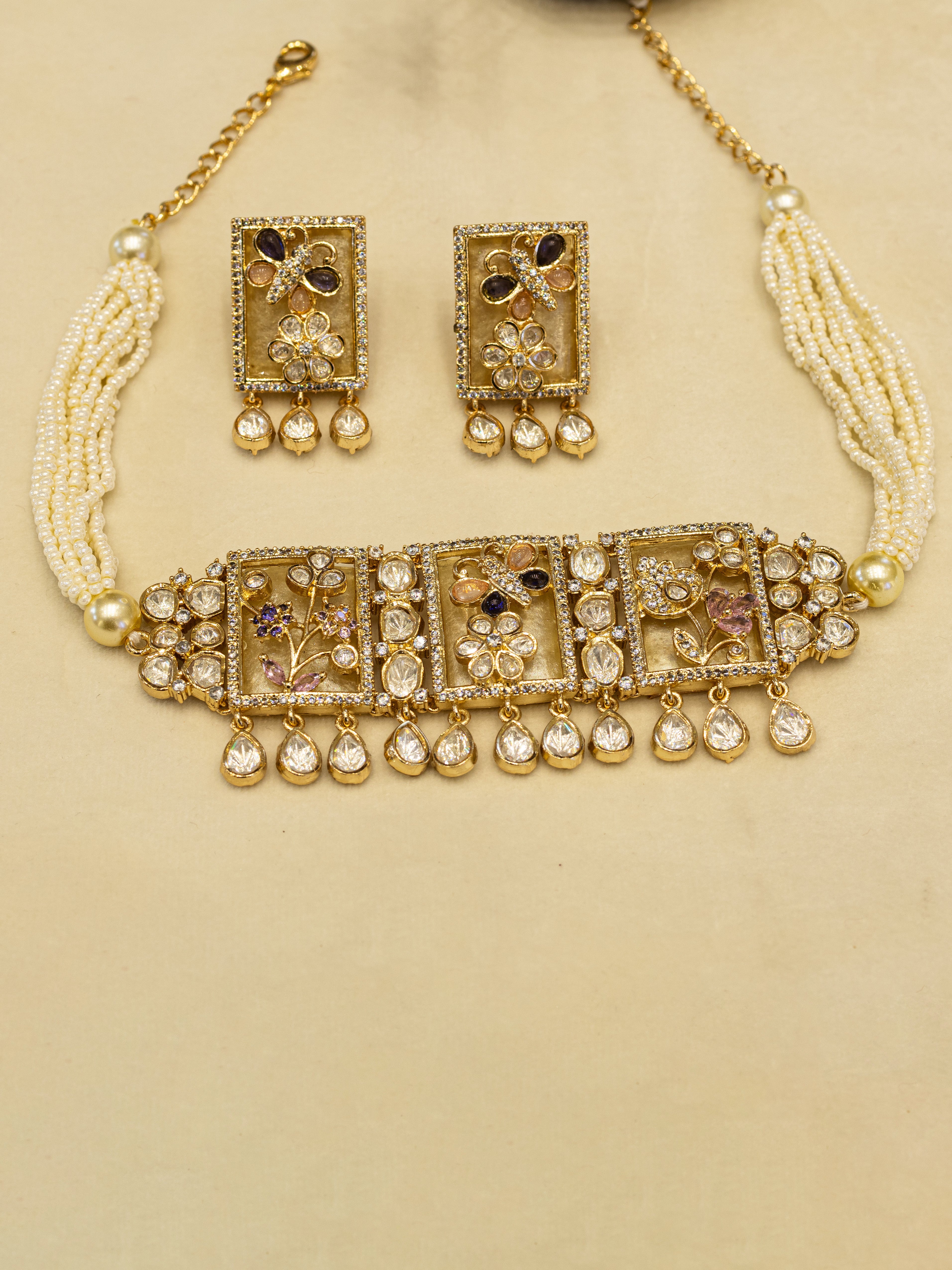 Aanura Floral Panel Choker Necklace Set