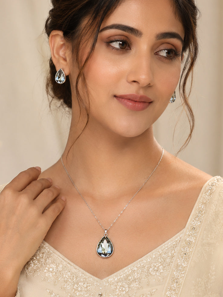 Aanura Crystal Teardrop Necklace & Earrings Set