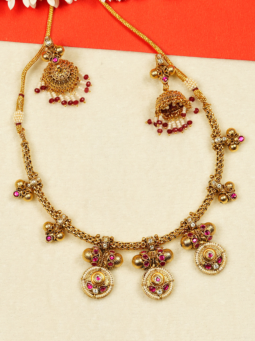 Aanura Traditional Necklace & Earring Set