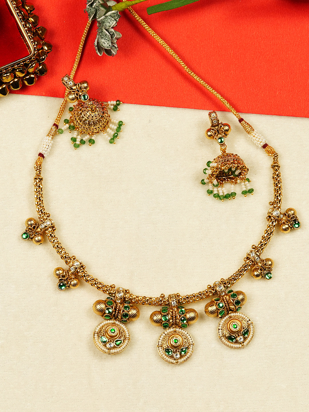 Aanura Traditional Necklace & Earring Set