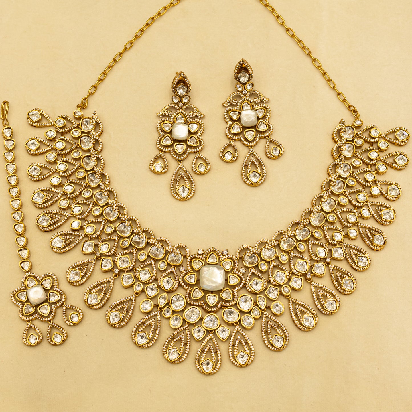 Aanura Bridal Emerald Kundan Necklace with Tikka Set