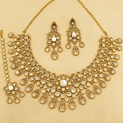 Aanura Bridal Emerald Kundan Necklace with Tikka Set