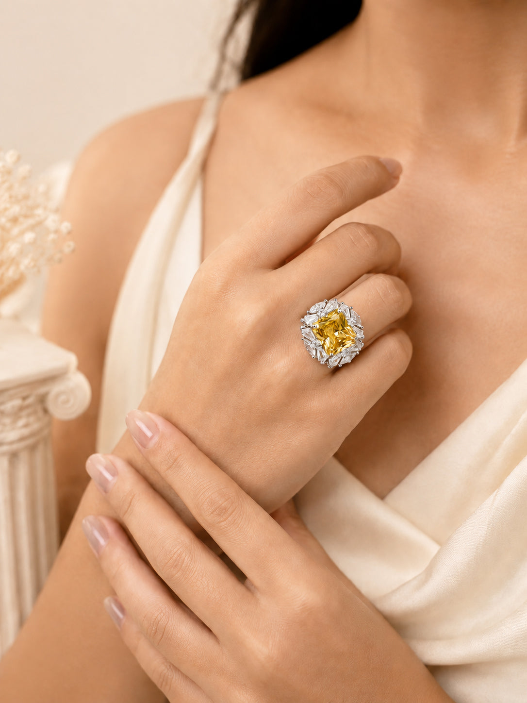 Rhodium Plated Yellow Halo Anti-Tarnish Waterproof Ring