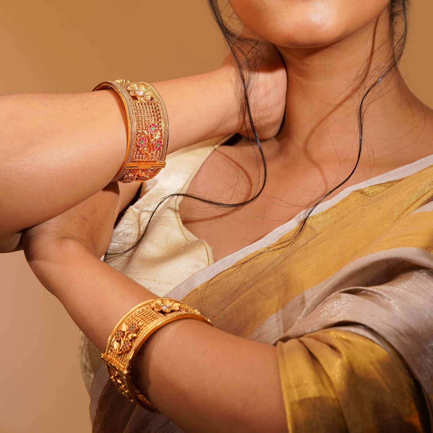 Aanura Gold Plated Heritage Stonework Bangle