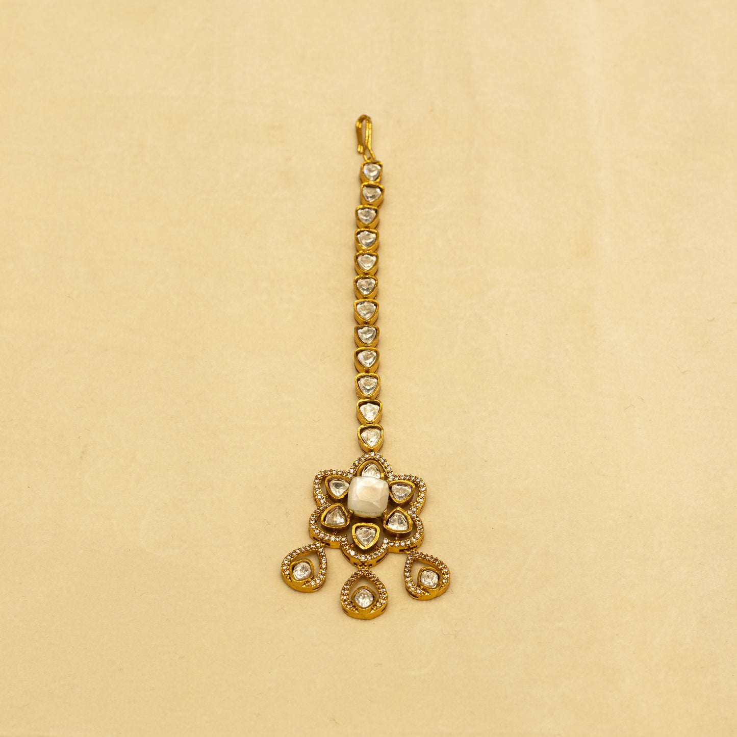 Aanura Bridal Emerald Kundan Necklace with Tikka Set