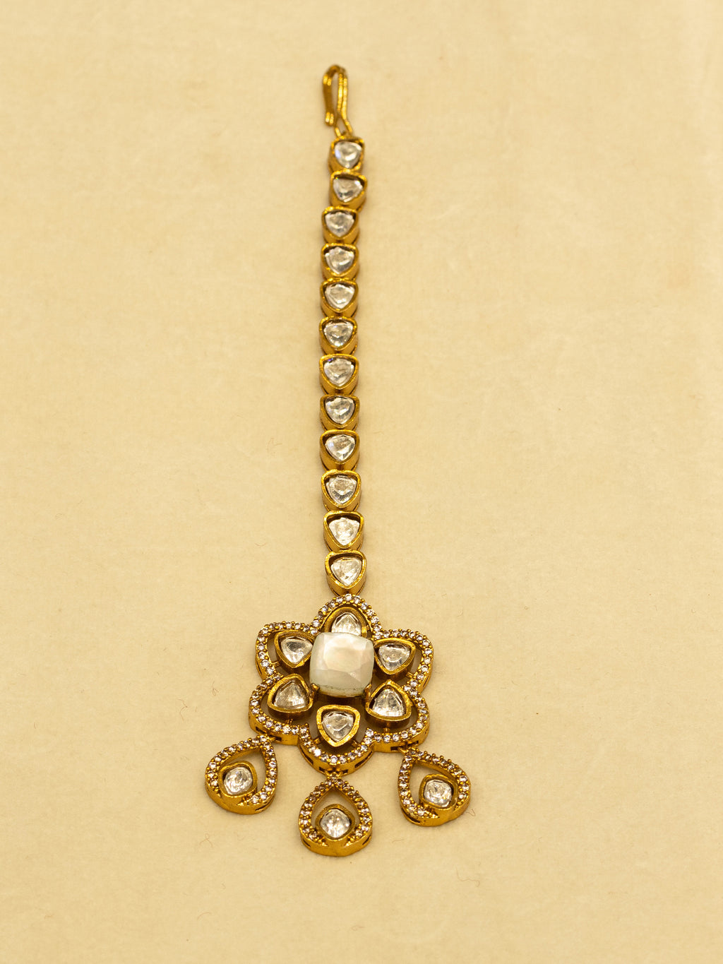 Aanura Bridal Emerald Kundan Necklace with Tikka Set