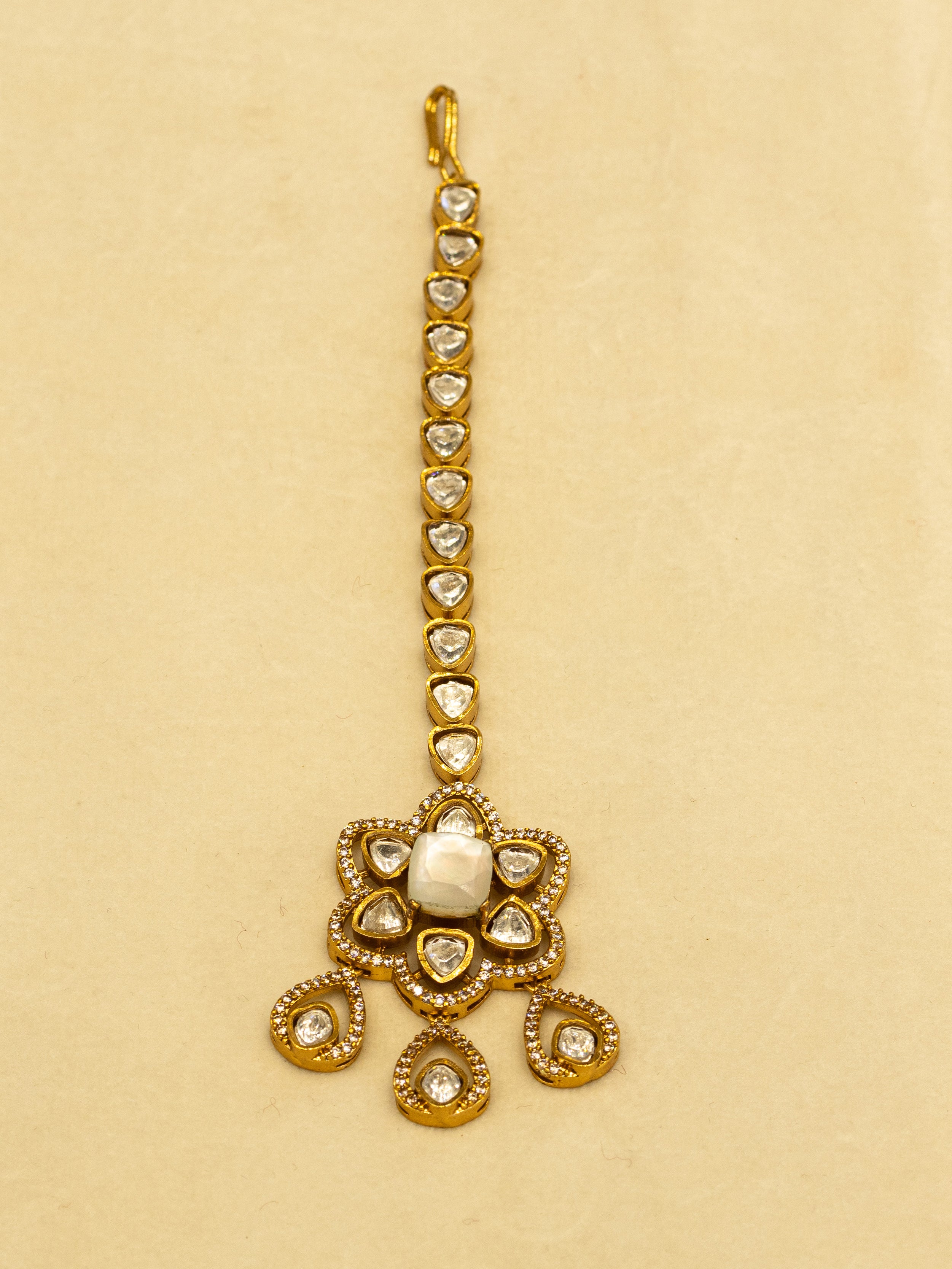 Aanura Bridal Emerald Kundan Necklace with Tikka Set