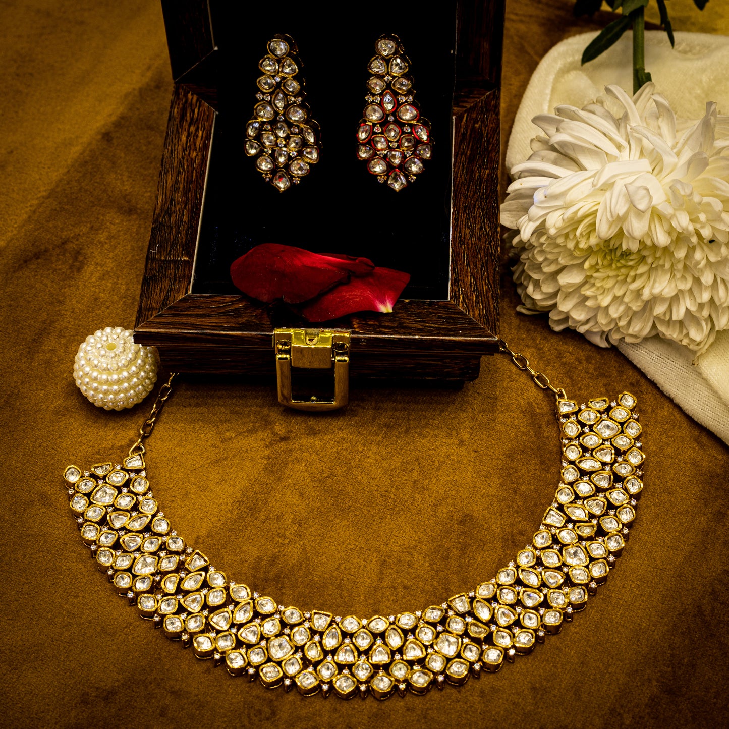 Aanura Grand Kundan Choker Necklace with Earrings