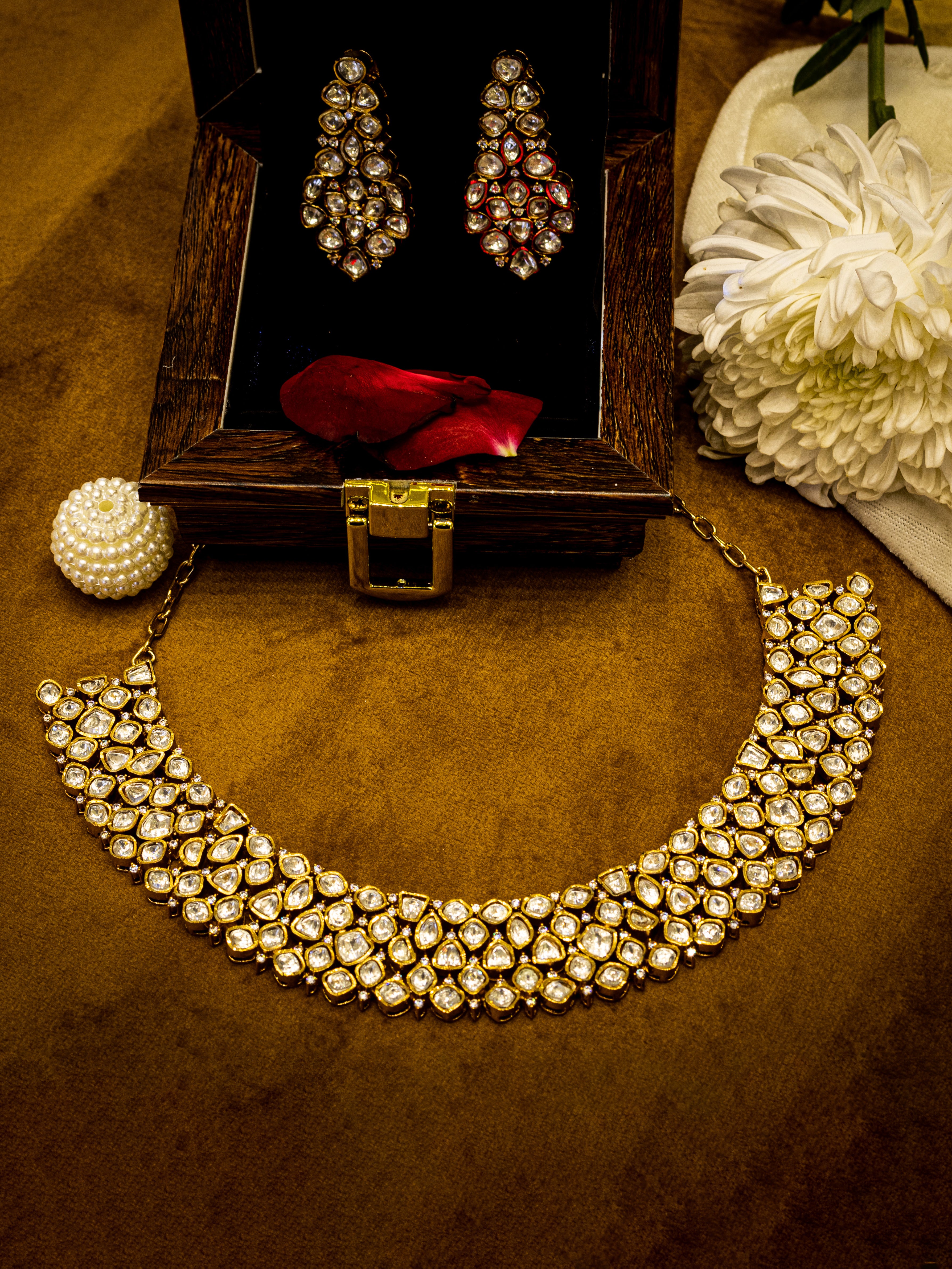 Aanura Grand Kundan Choker Necklace with Earrings