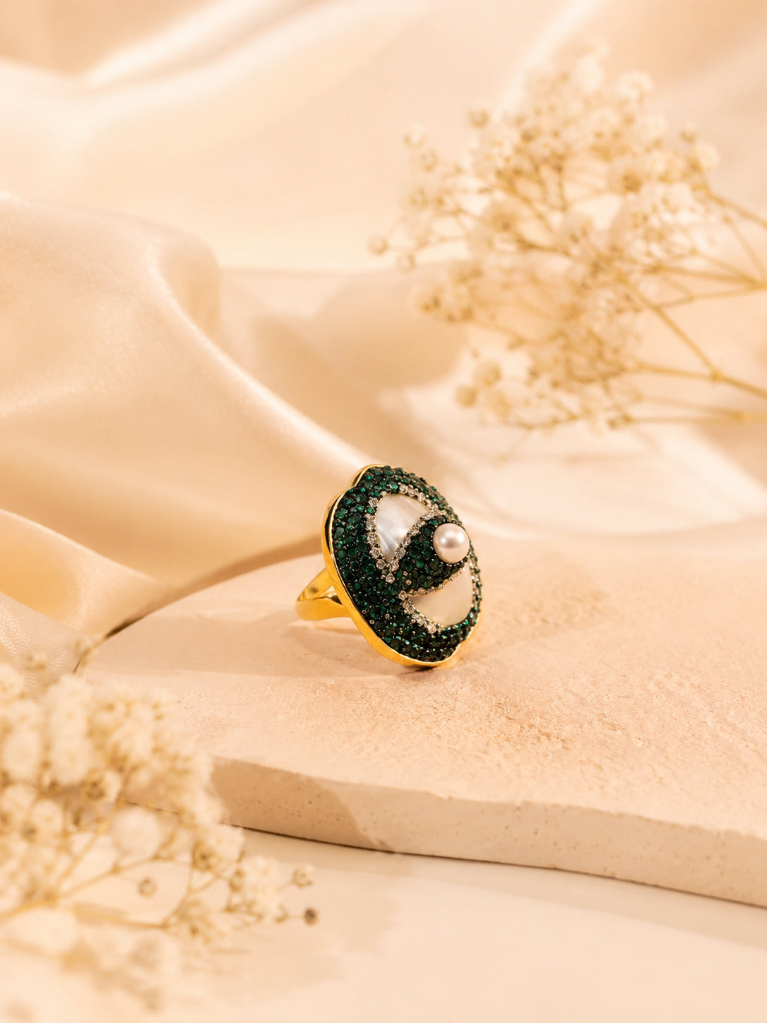 18K Gold Plated Pearl Accent Anti-Tarnish Waterproof Ring