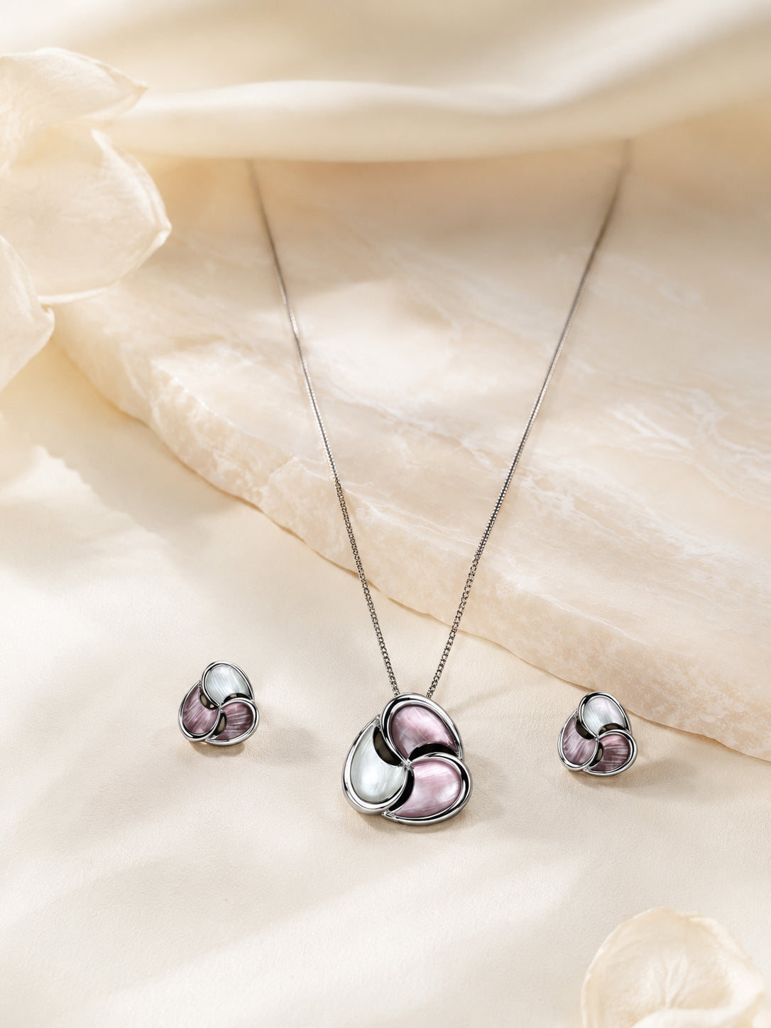 Aanura Abstract Swirl Necklace & Earrings Set
