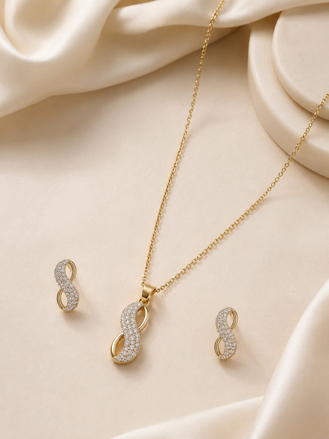 Aanura Infinity Shine Necklace & Earrings Set