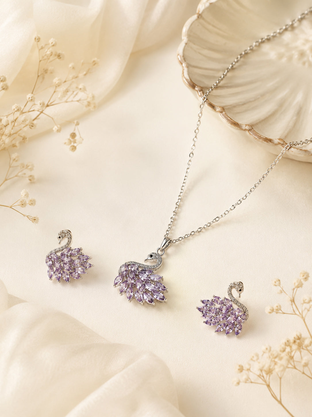 Aanura Leaf Cluster Necklace & Earrings Set